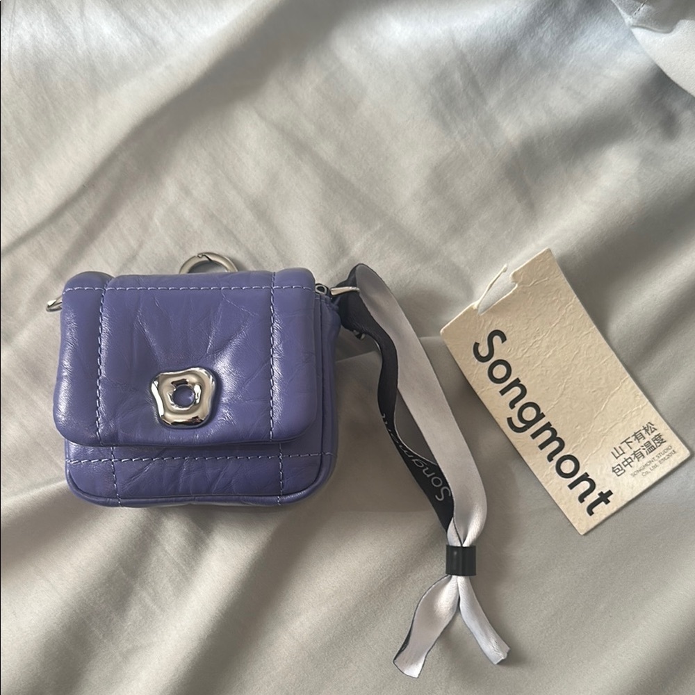 Songmont Purple Women's AirPod case bag
